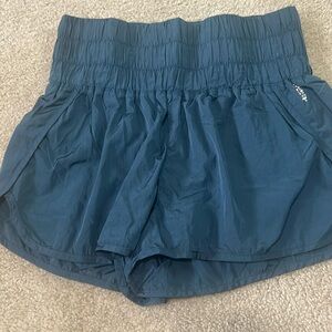 Free People The Way Home Short. Color: Moss. Size: Medium.